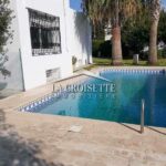 Photo-2 : Villa S+4 avec piscine à Carthage