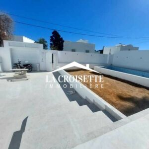 Villa S+4 avec piscine à La Marsa MVL0280