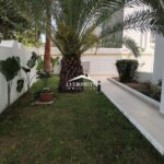 Photo-1 : Villa S+4 avec piscine à La Marsa ZVL1599