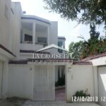 Photo-1 : Villa avec deux niveaux séparés à La Soukra MVV0316