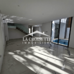 Photo-1 : Villa S+4 avec piscine à La Soukra MVL1628