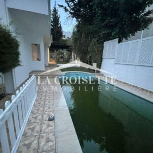 Villa S+4 avec piscine à Gammarth MVL0256