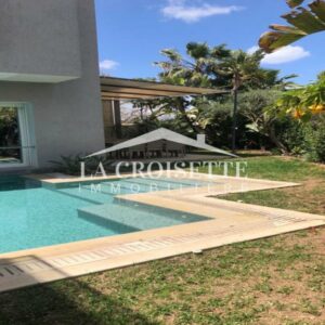 Villa S+4 avec piscine à Carthage Hanibal ZVL1647